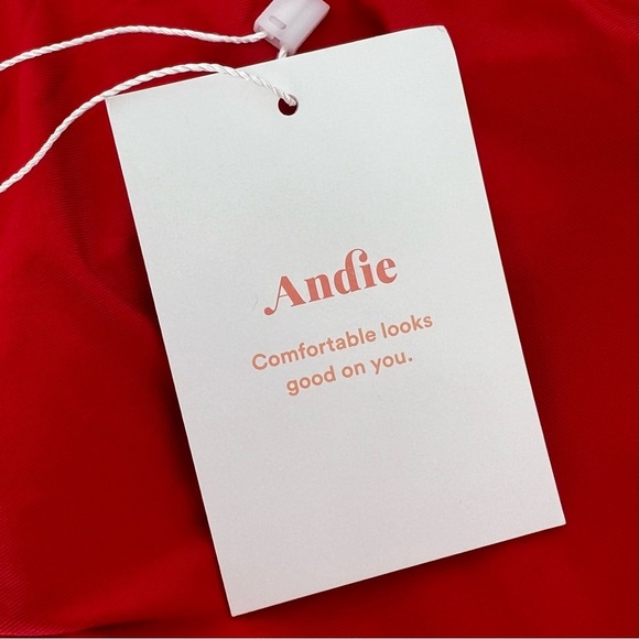 Andie Swim Women's Wyndwood Bikini Top Size XL Cherry Red One Shoulder Padded - Picture 8 of 9